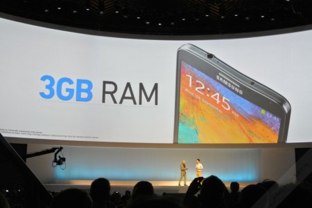 Samsung Galaxy Note 3 - 3GB pamięci RAM [źródło: galaktyczny]