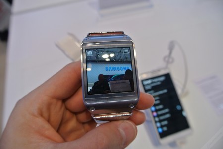 Samsung Galaxy Gear - aparat[źródło: 2po2.pl]