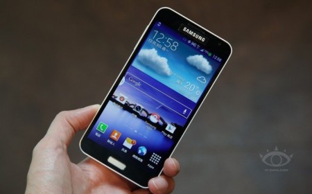 Samsung Galaxy J [źródło: VR-ZONE]