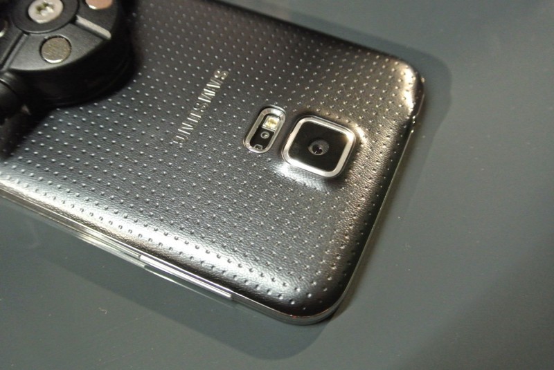 Samsung Galaxy S 5 - tył