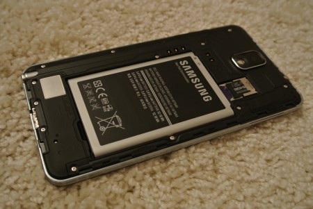 Samsung Galaxy Note 3 - Bateria  [źródło: 2po2.pl]