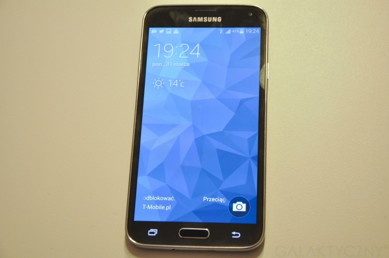 Samsung Galaxy S 5 - przedni panel / fot. galaktyczny
