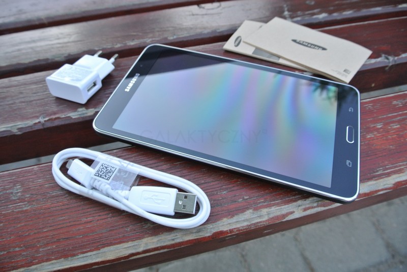 Samsung Galaxy Tab 4 7.0 - zawartość zestawu