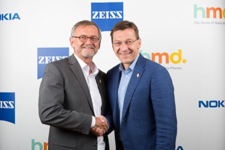 Pekka Rantala (CMO, HMD Global) i Winfried Scherle (EVP, Zeiss)